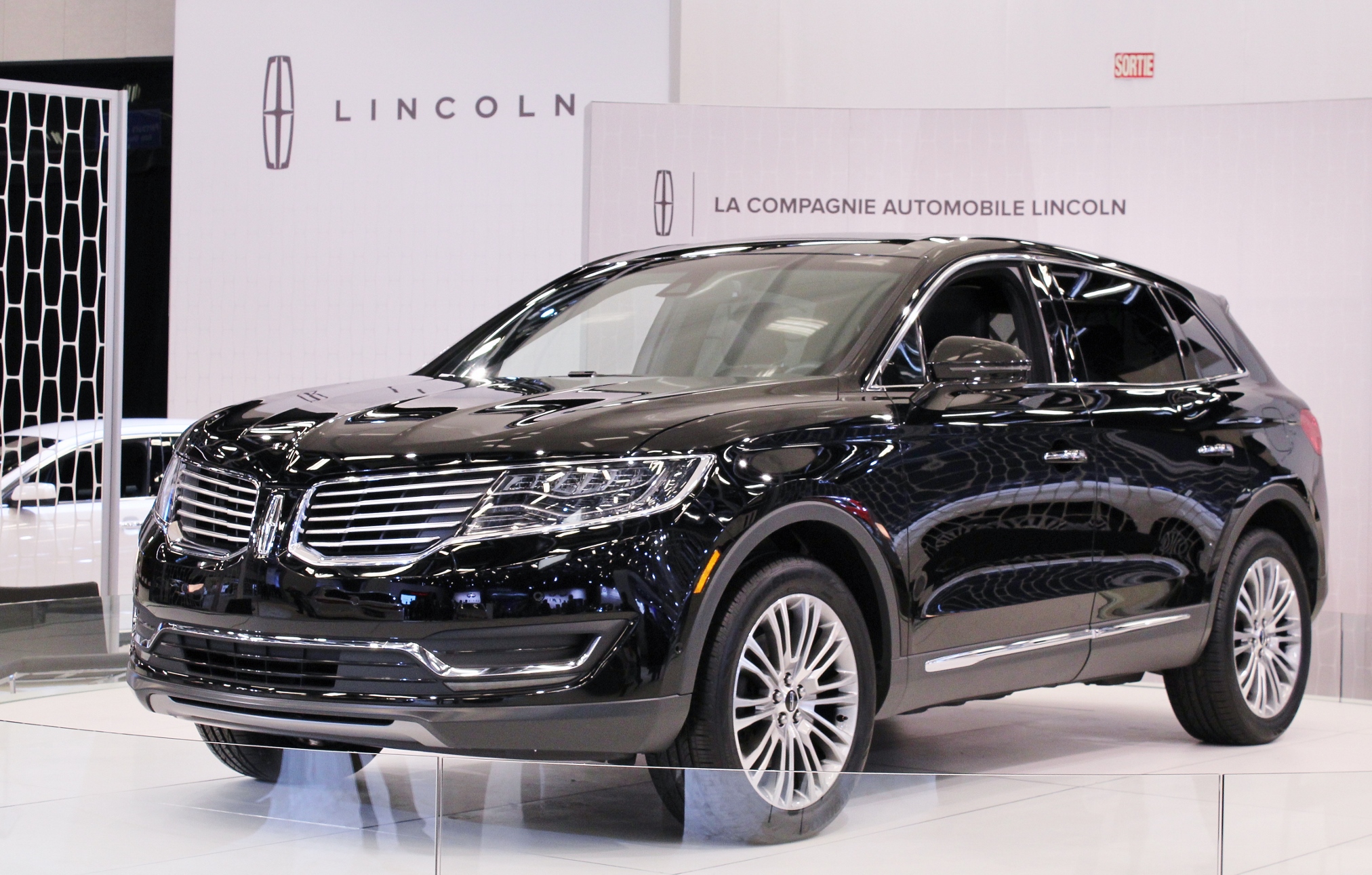All 2016 Lincoln Mkx Orderguides Bl Regular Archive