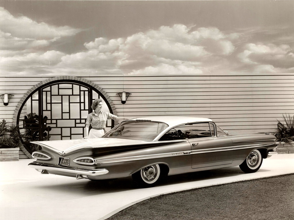 The 1959 Chevrolet design: on a gull wing and a prayer (Image via)