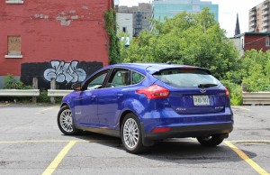 17-inch aluminum wheels lend a sporty look to the Ford Focus Electric.
