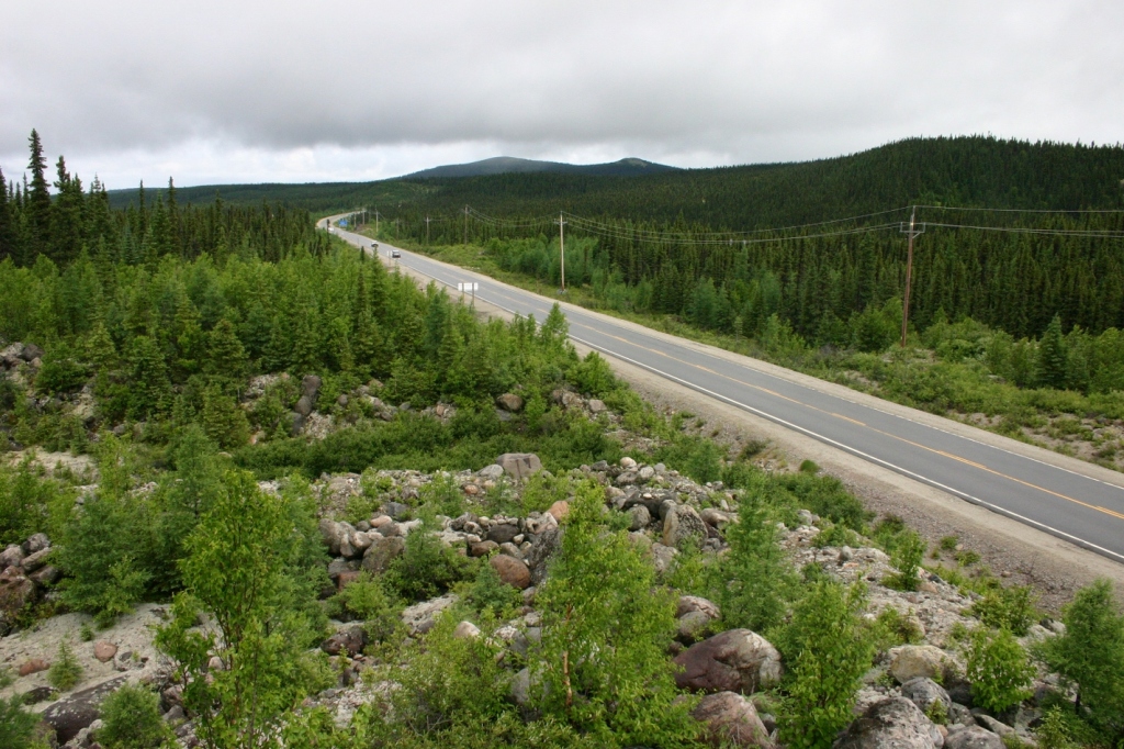 The Quebec-Labrador border (in distance, at curve) appears after 570 km of Route 389. This is Labrador's only overland road link to the rest of Canada.