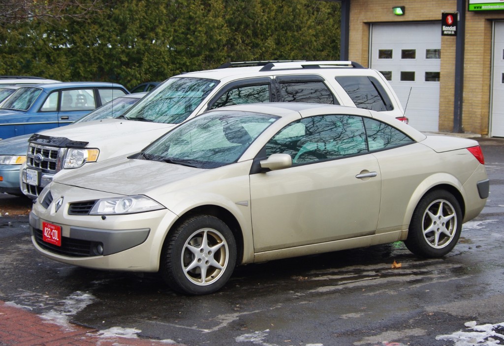 Straight outta France: 2006-2008 Renault Mégane CC, spotted in Ottawa, Ontario.