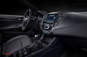 Interior of the 2016 Cruze (Image: General Motors)